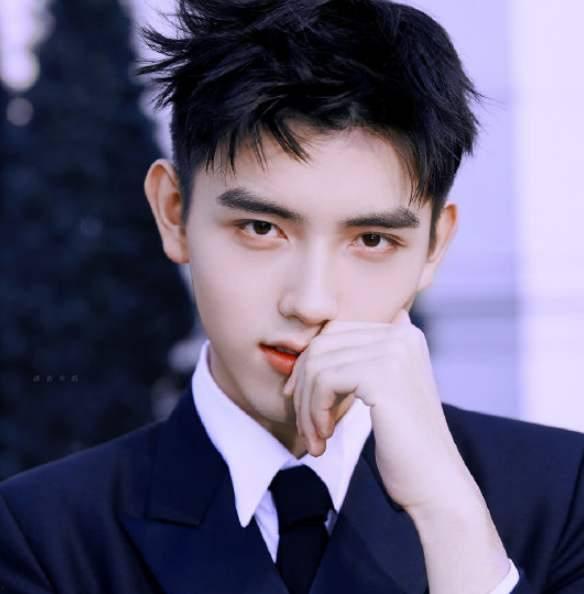 娱乐圈爆料罗云熙陈飞宇,神秘恋情曝光引热议 第1张 娱乐圈爆料罗云熙陈飞宇,神秘恋情曝光引热议 第1张